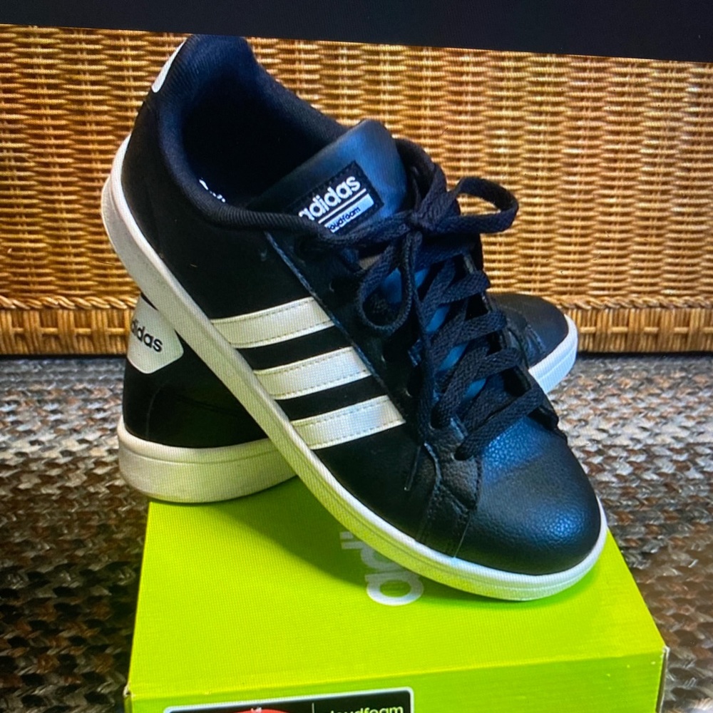 Adidas Cloudfoam Advantage